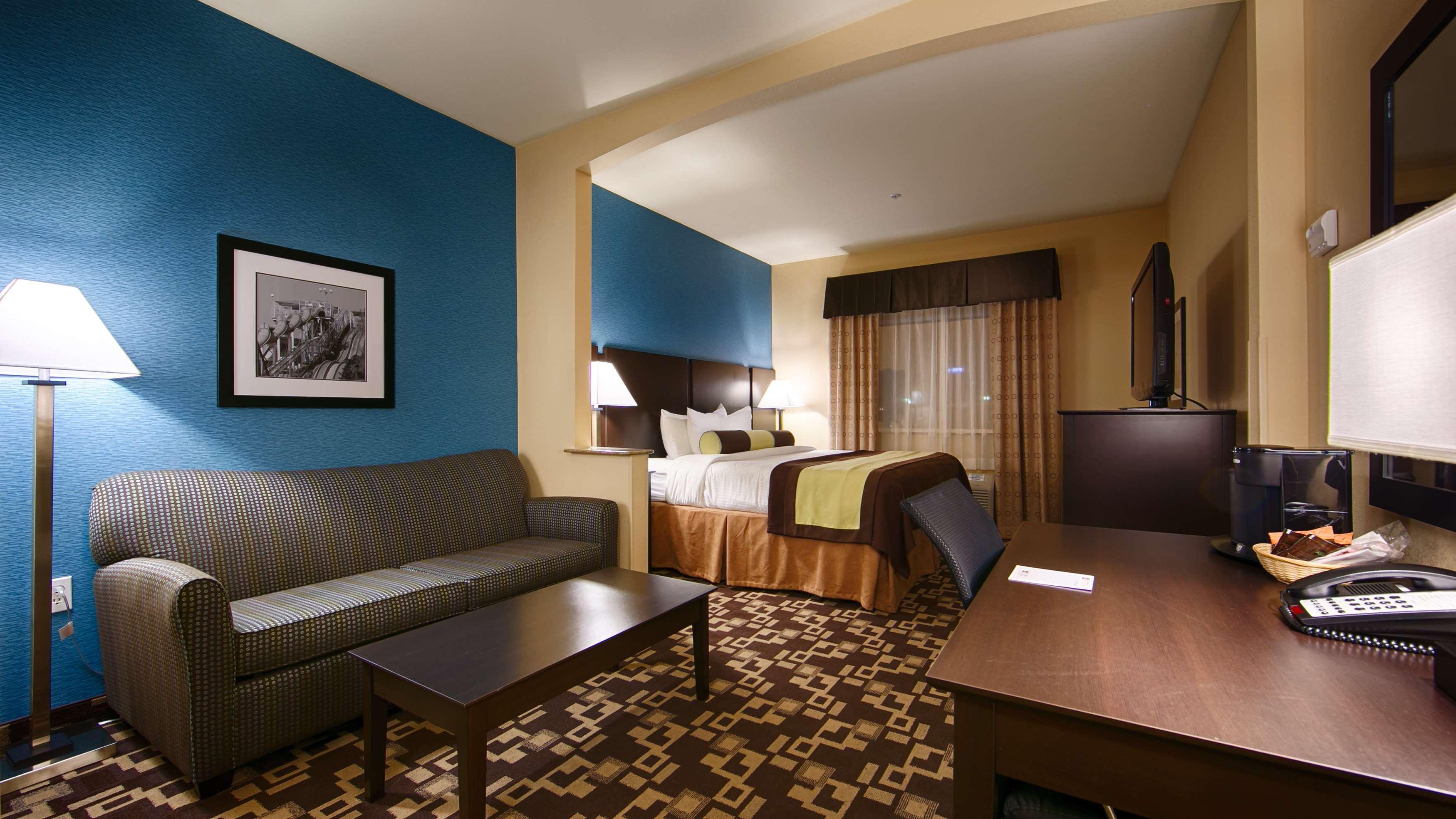 Best Western Plus Arlington North Hotel & Suites Grand Prairie Exterior photo